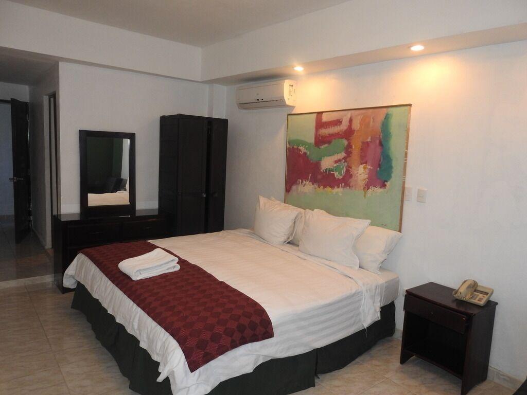 Hotel Real Bella Vista Santo Domingo Exterior photo